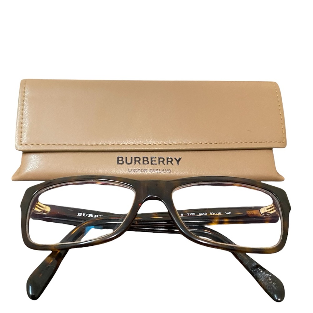 Authentic Burberry glasses for the corporate stylish girlie.